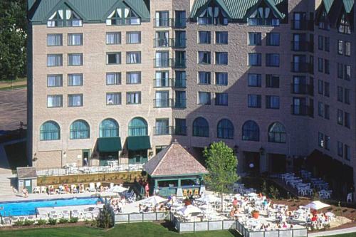 Delta Fredericton 006